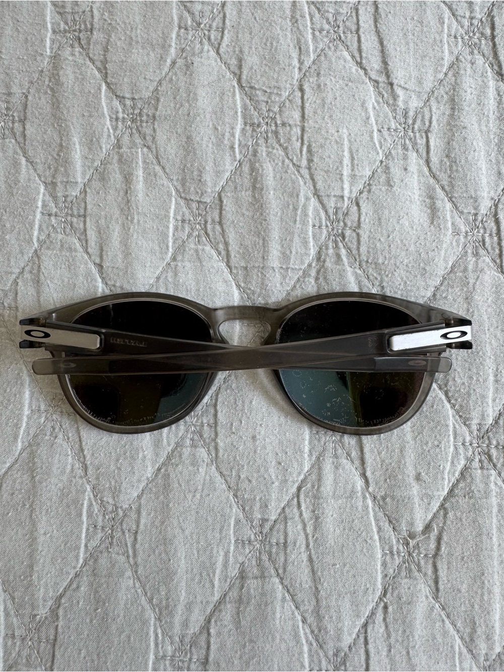 Oakley Round Sunglasses Gray Frame with Teal Blue Mirror Lenses - Picture 2 of 4